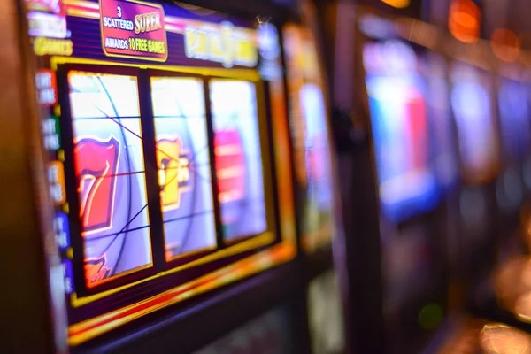turbo78 mobile interface showing Baccarat betting layout and live dealer feed